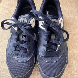 Nike Kids Sneakers - Navy and White